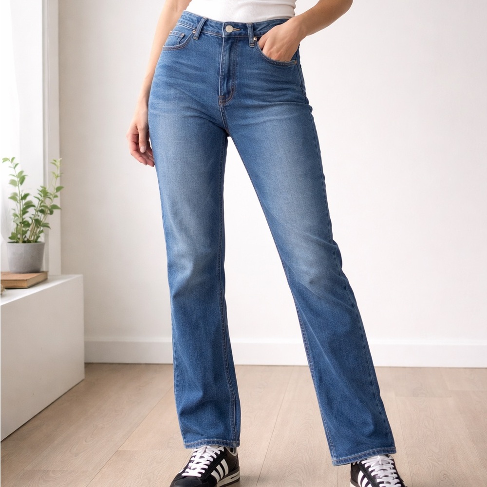 Frye Women's Classic Blue Straight Leg Jeans